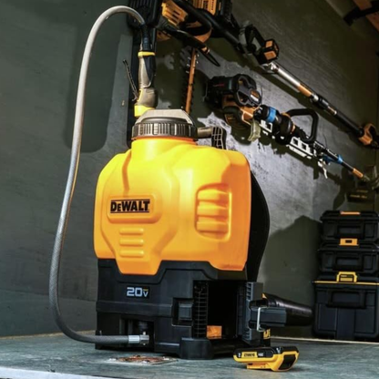 DEWALT 4 Gal. Battery Operated Backpack Sprayer
